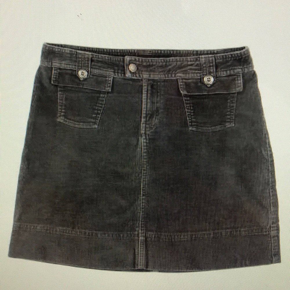 Patagonia Women’s corduroy charcoal grey skirt